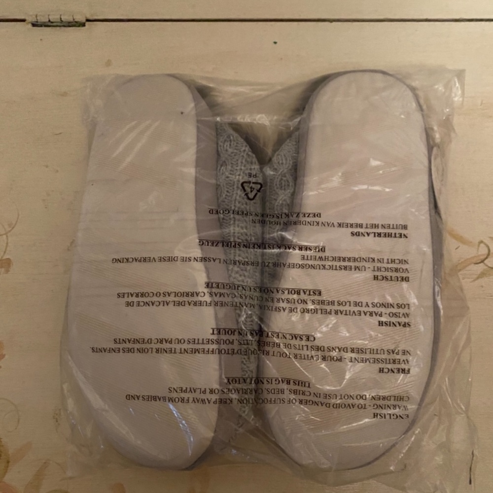 Slippers - Picture 2 of 2